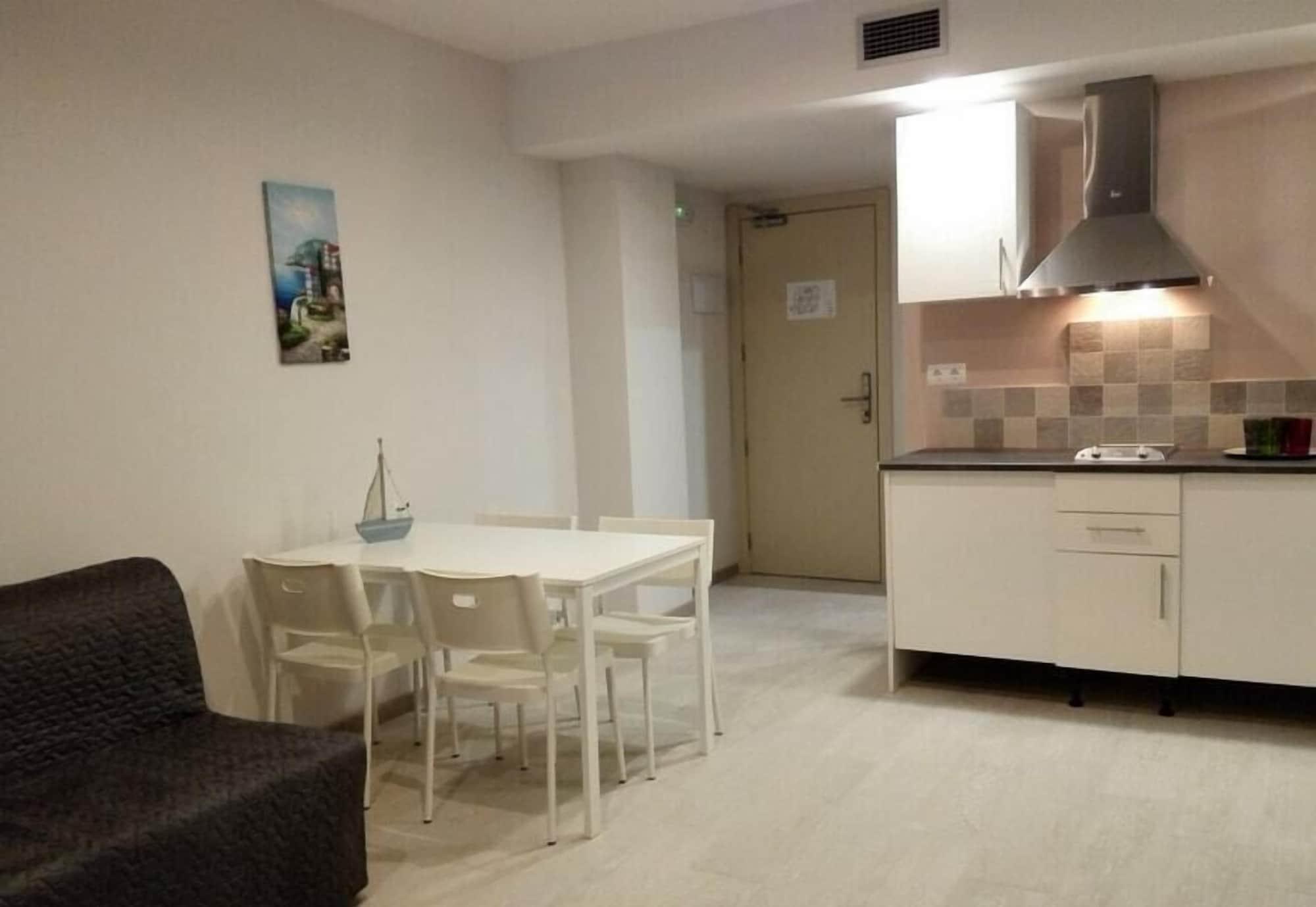 Apartamentos Comfort Calella Exterior photo