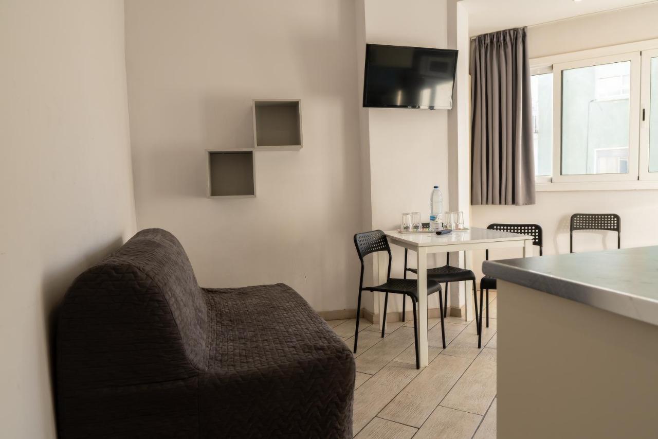 Apartamentos Comfort Calella Exterior photo