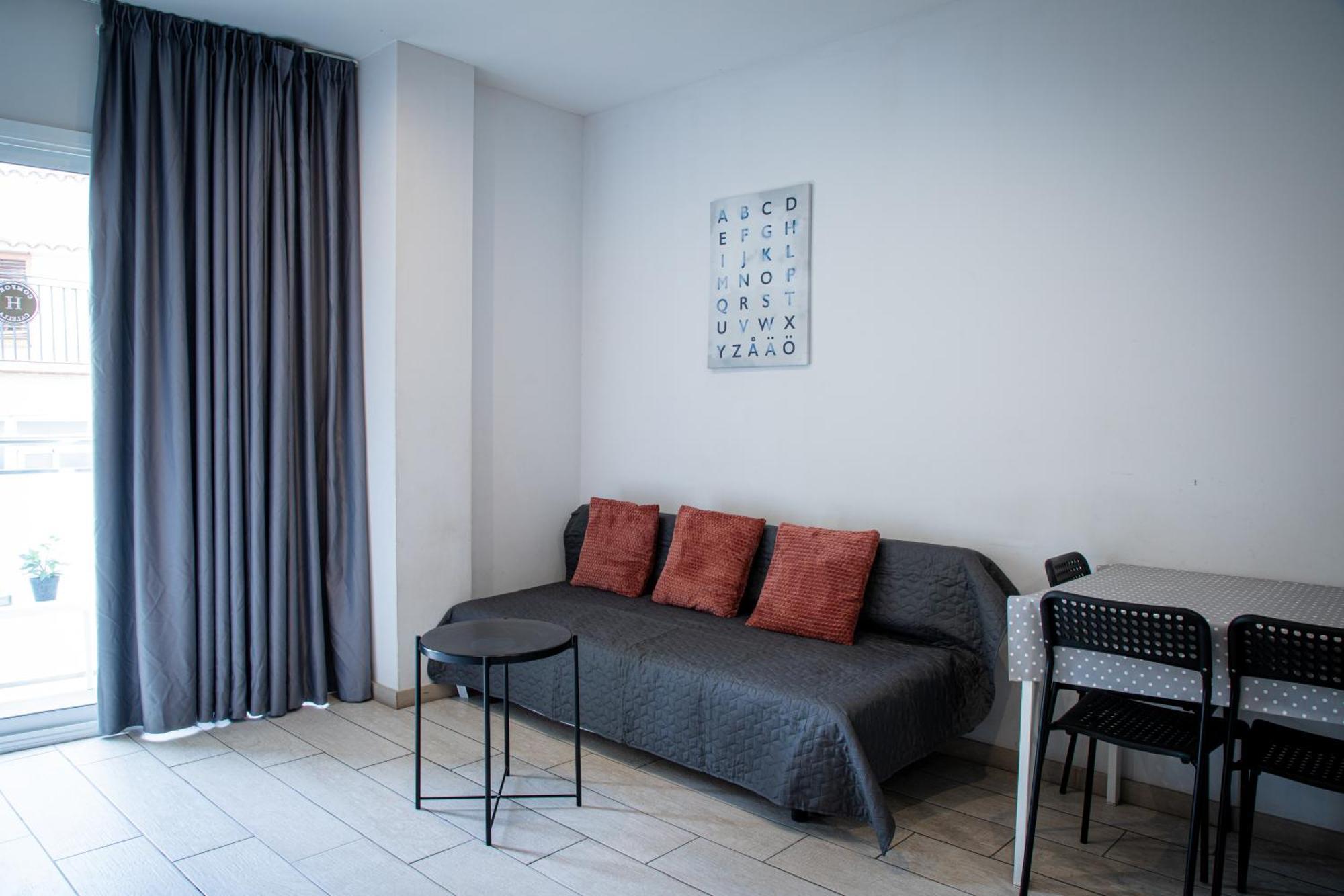 Apartamentos Comfort Calella Exterior photo