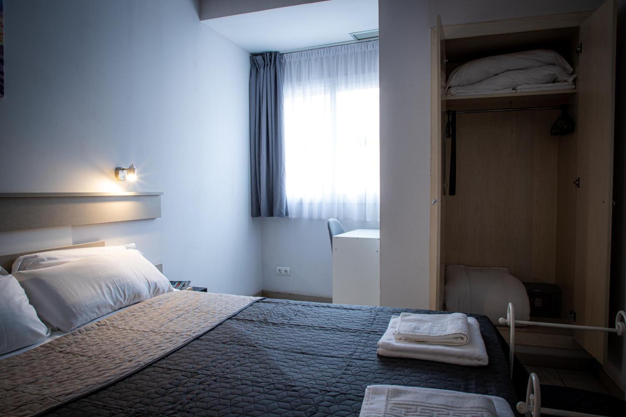 Apartamentos Comfort Calella Exterior photo
