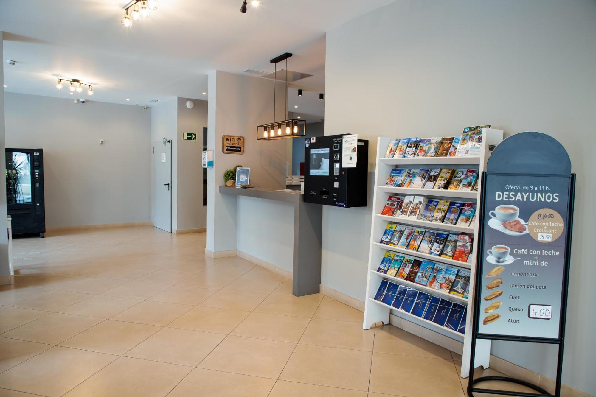 Apartamentos Comfort Calella Exterior photo