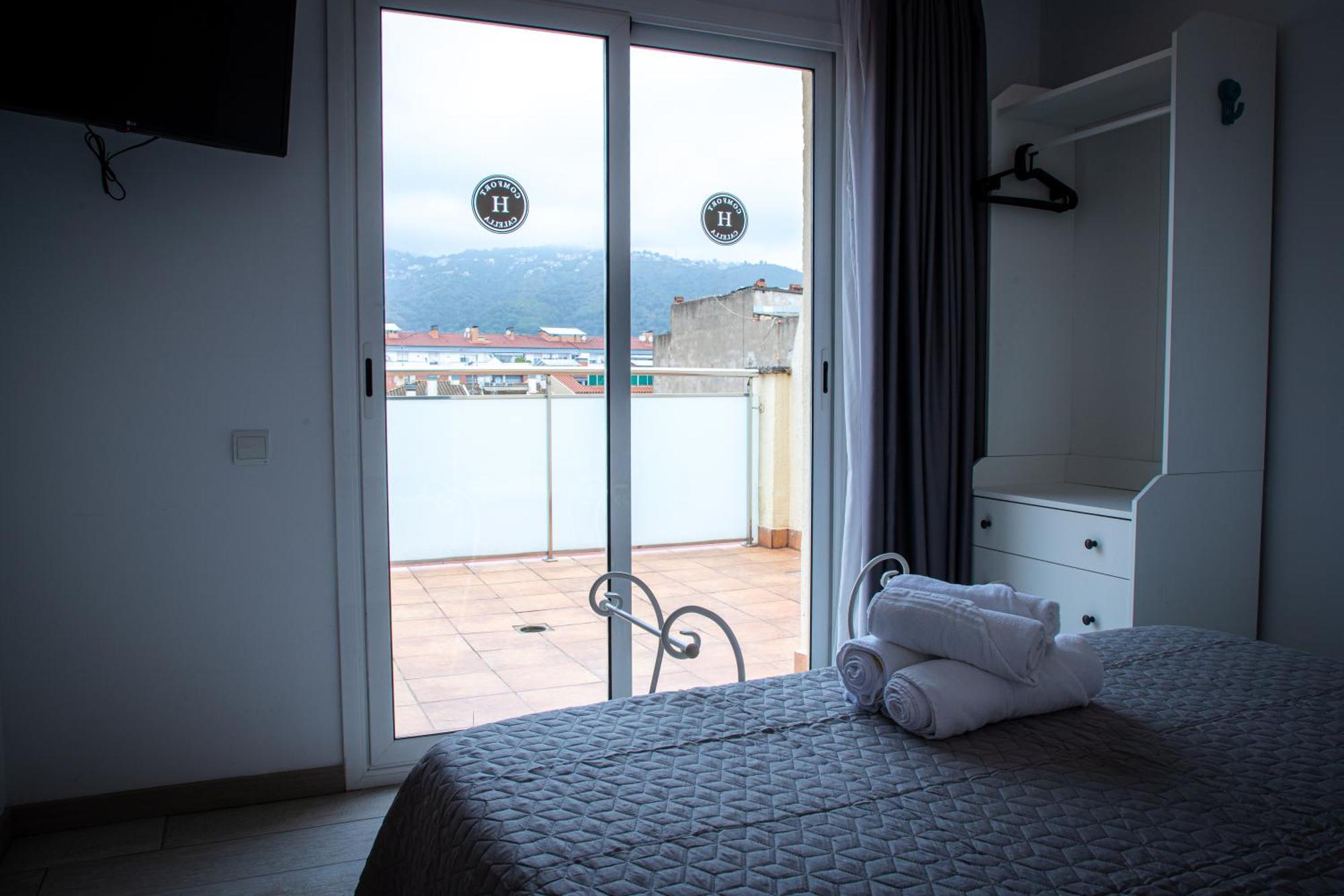 Apartamentos Comfort Calella Exterior photo