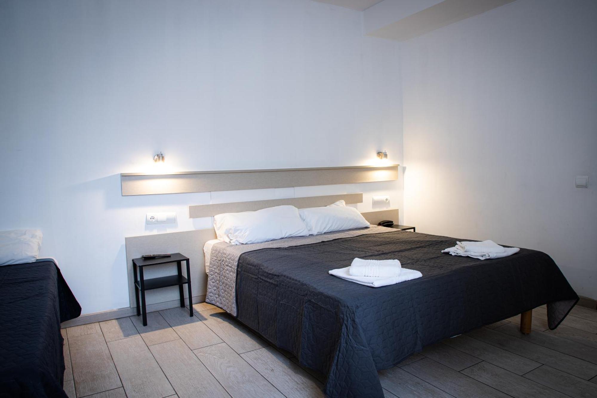 Apartamentos Comfort Calella Exterior photo
