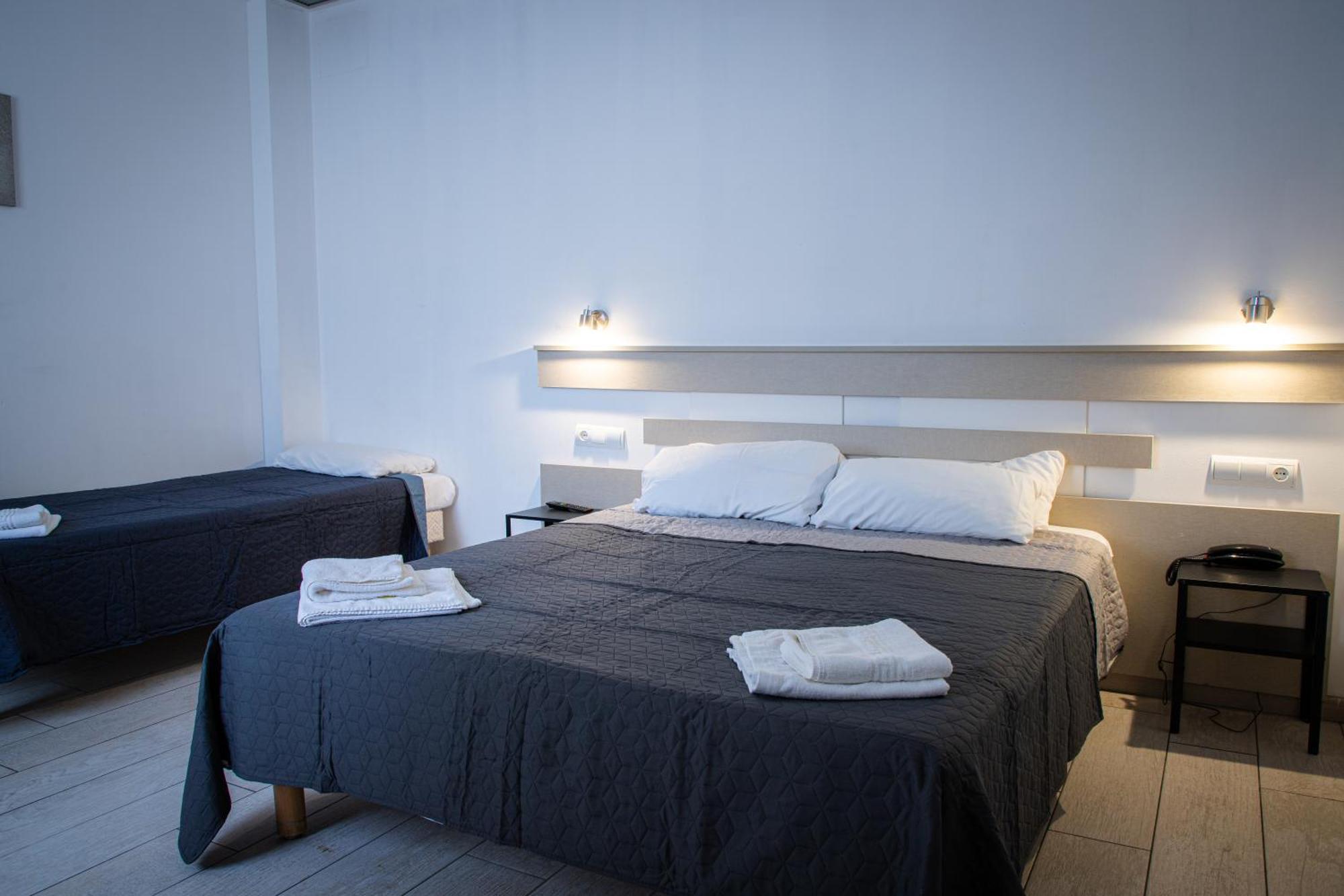 Apartamentos Comfort Calella Exterior photo